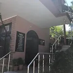 Bar Restaurant Hotel Drraska