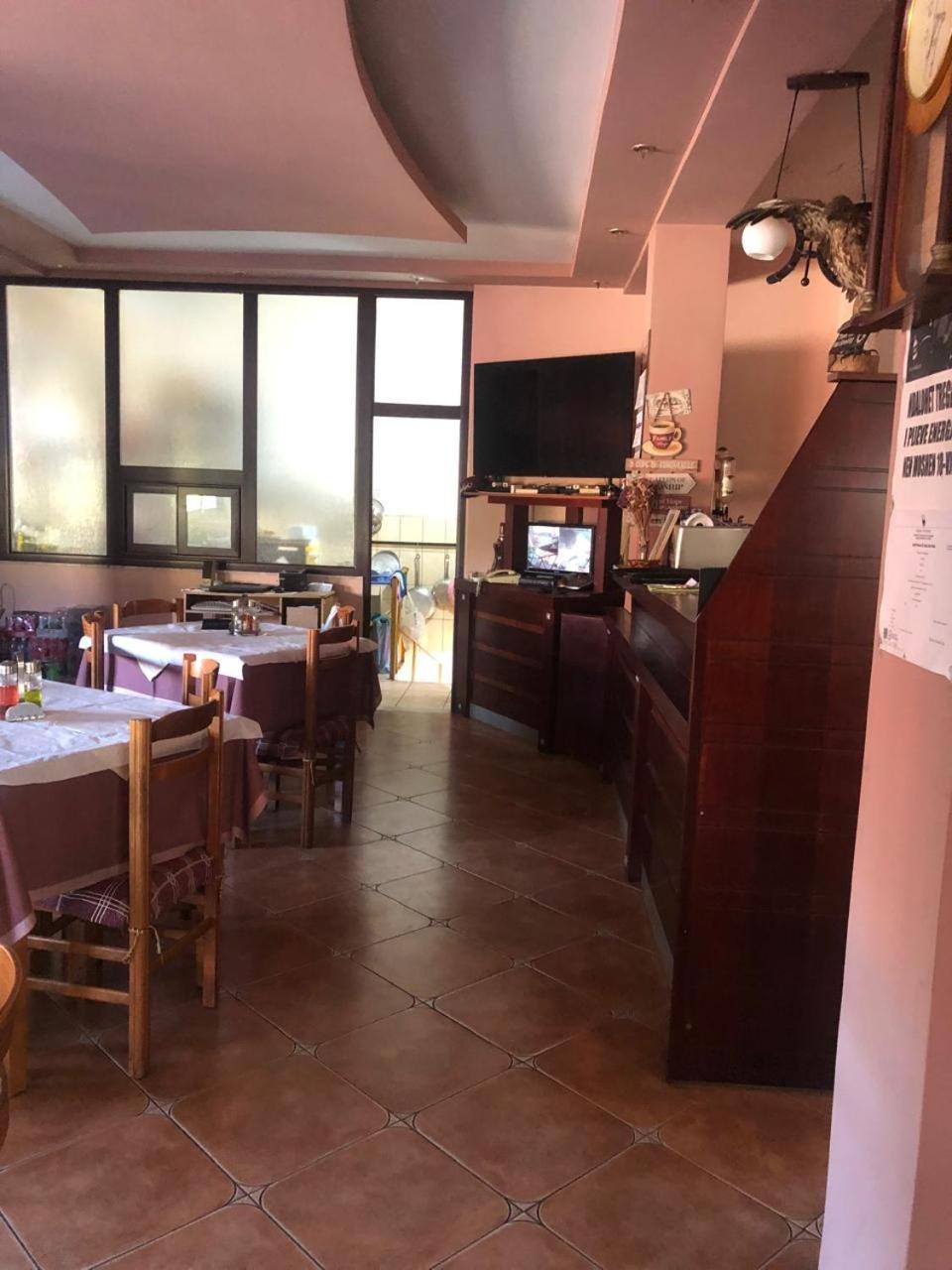Bar Restaurant Drraska Hotell